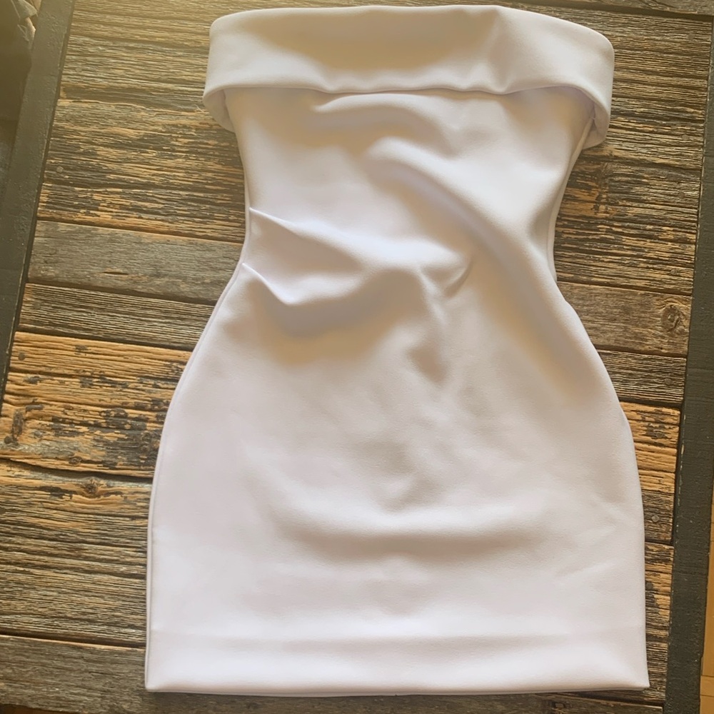 Aritzia Strapless White Dress
